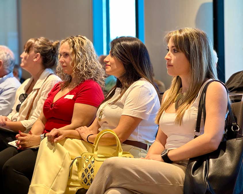Representantes de ATF Turisferr en la asamblea de 2026
