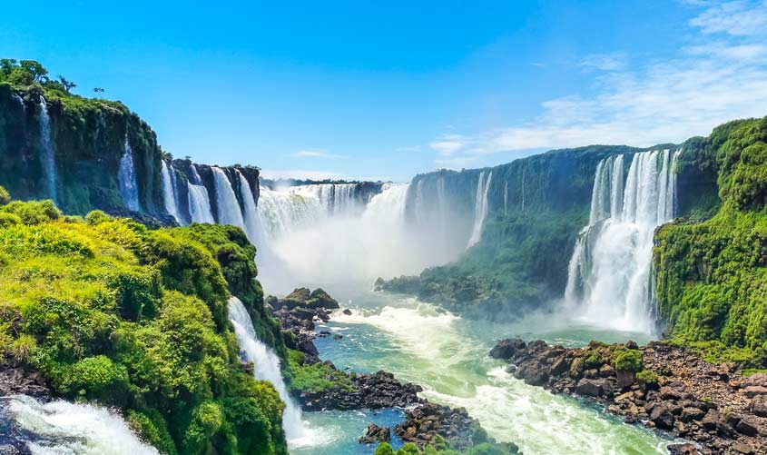 Vista de las Cataratas del Iguazú en Argentina